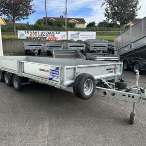 Ifor Williams TB5521-353 3-akslet Vippeplan m. rampe